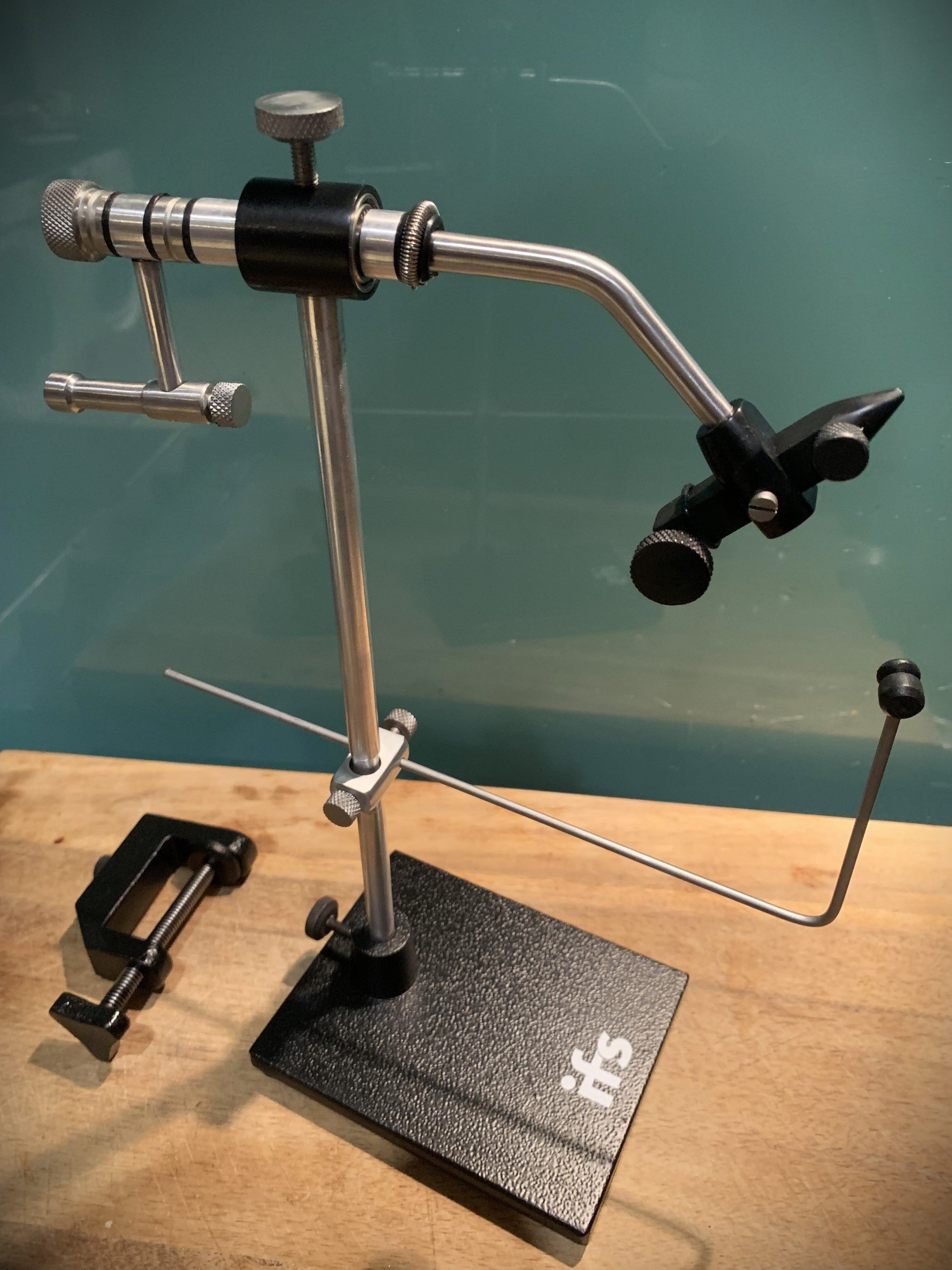 Lough Melvin Expedition Fly tying Vice | Irish Fly Supplies
